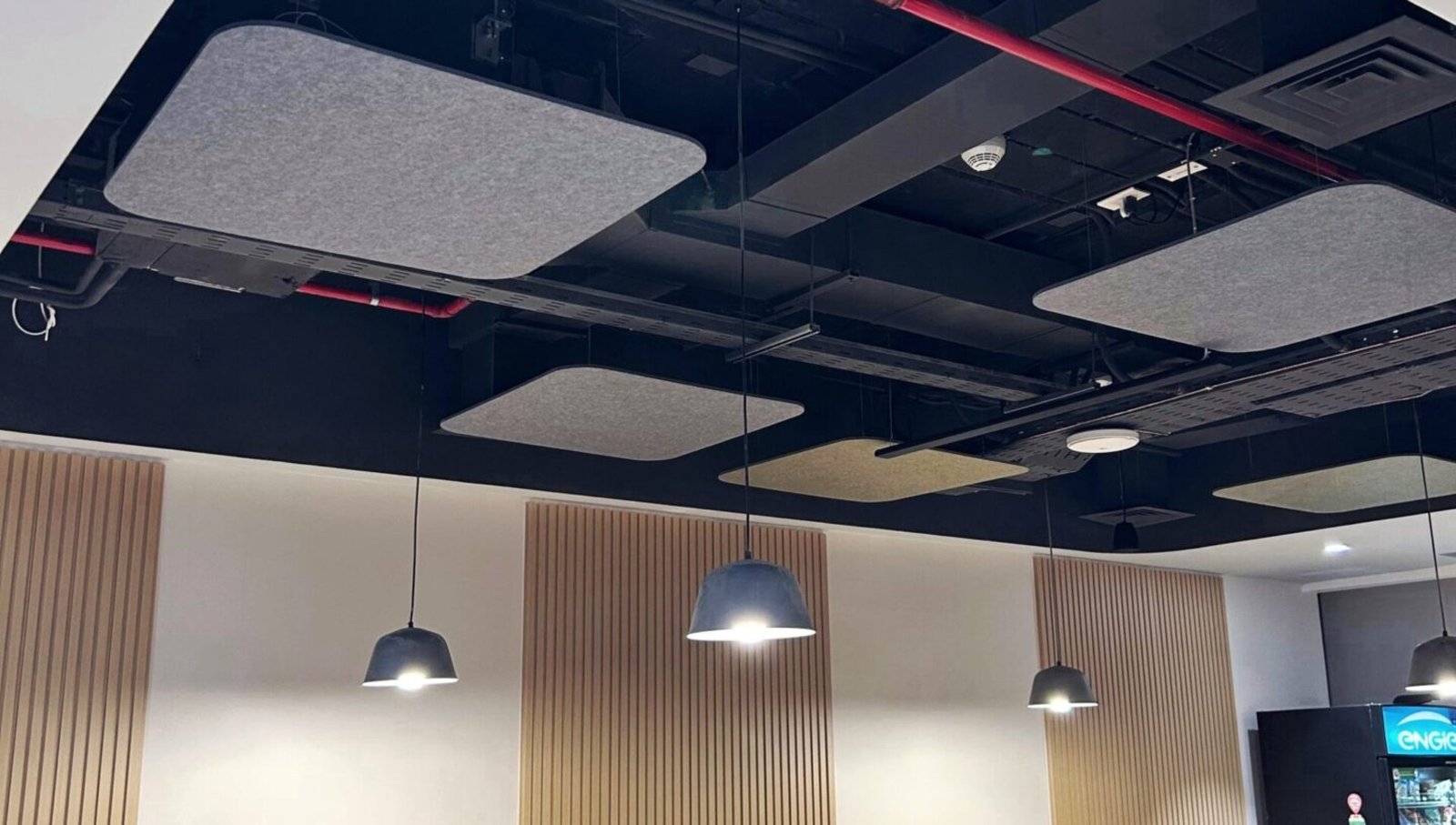 f7d02cc8-e044-4d35-8185-3fe21905a911 2